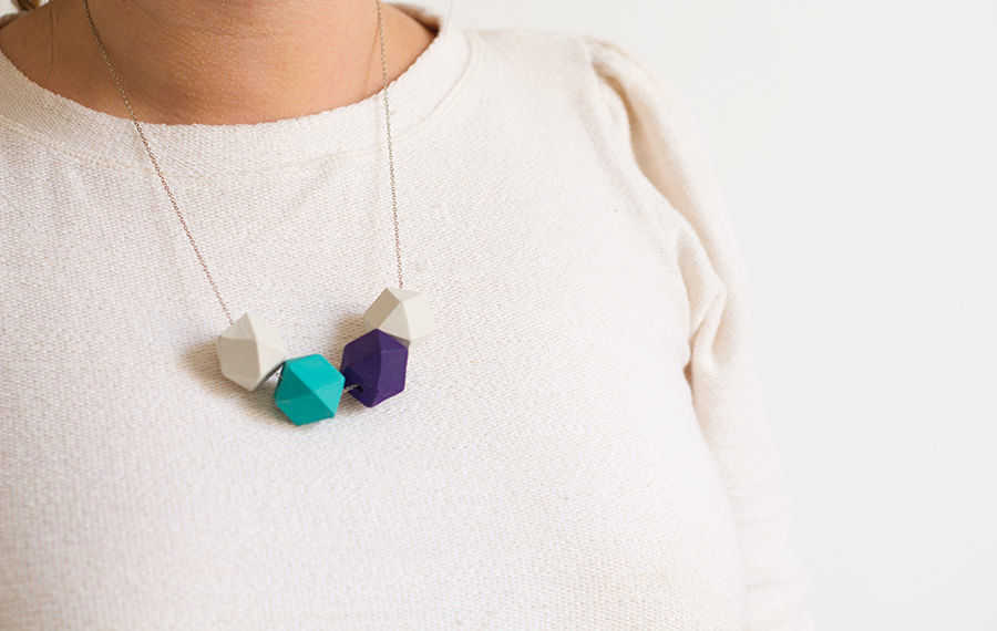 DIY : collier à facettes