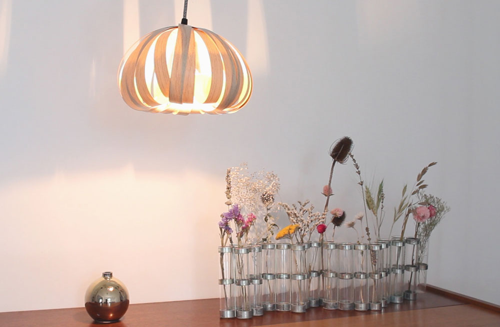 DIY : une lampe scandinave en bois