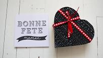 Carte de voeux et boite cadeaux pour la fête des mères